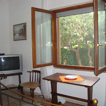 B&B Al Borgo Vacanze 토르토라