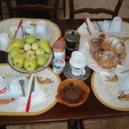 Al Borgo Vacanze 3* 토르토라