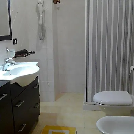 B&B Al Borgo Vacanze 토르토라