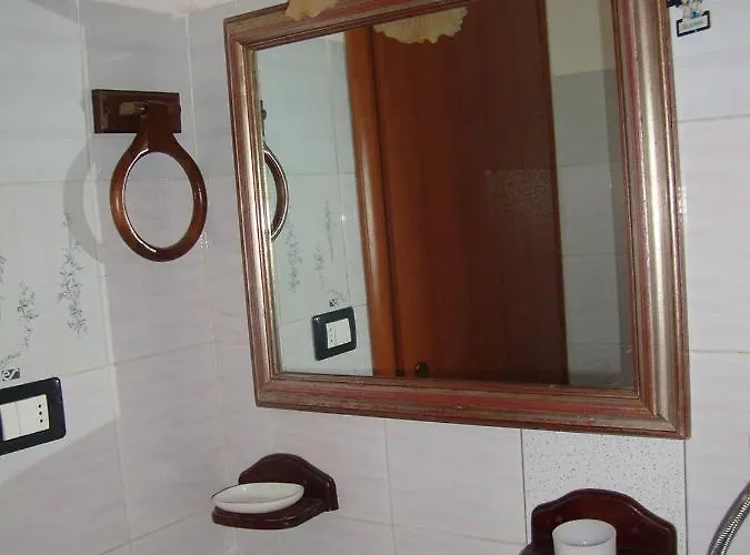 Al Borgo Vacanze Alojamento de Acomodação e Pequeno-almoço Tortora