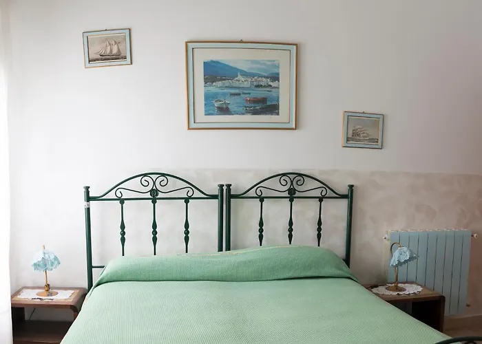 Al Borgo Vacanze Alojamento de Acomodação e Pequeno-almoço 3*